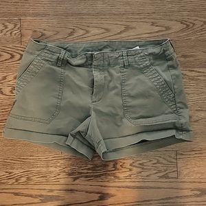 Women old navy green shorts